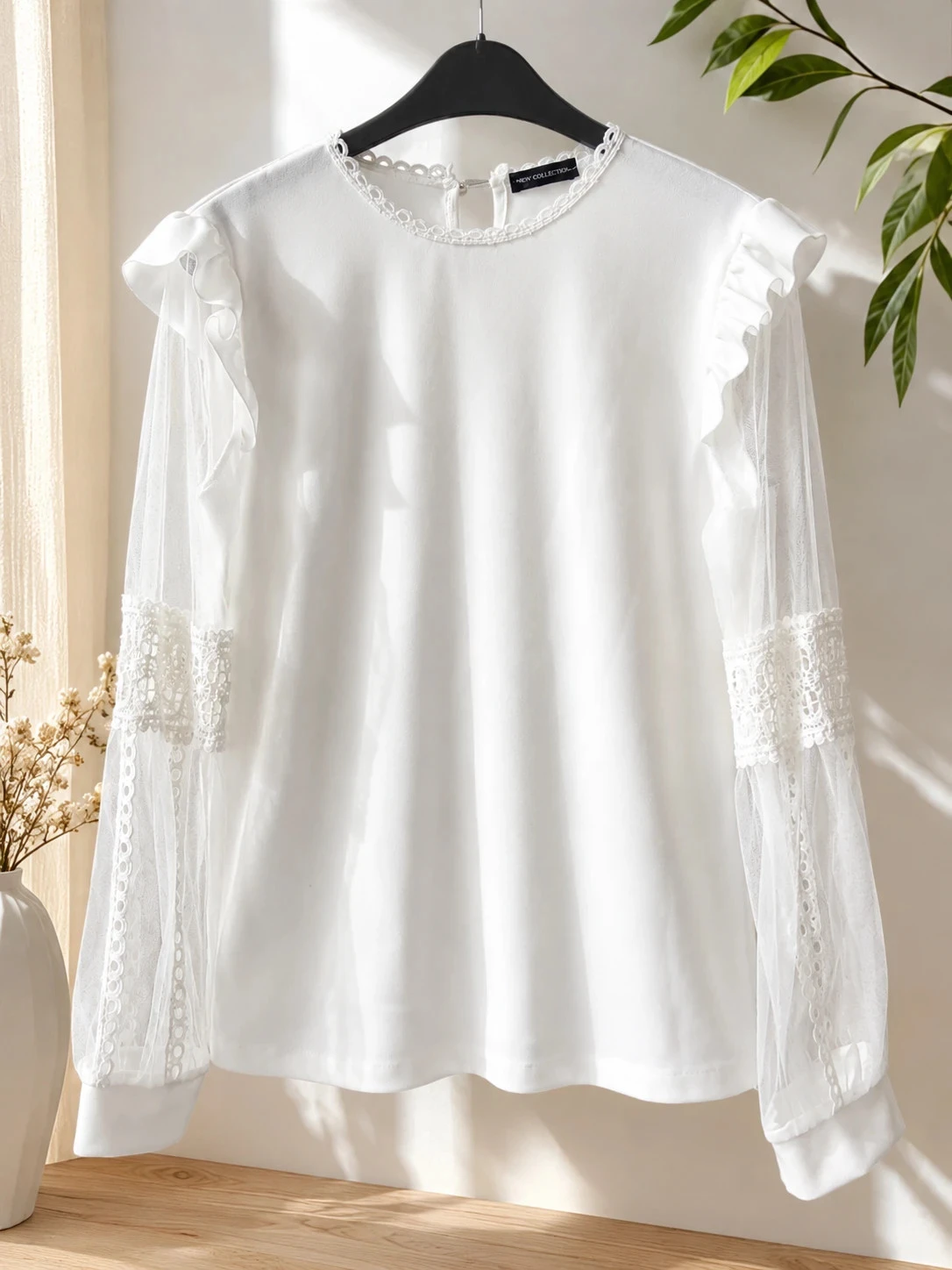 Blouse blanche chic en tulle et dentelle – Taille 40  – Excellent état